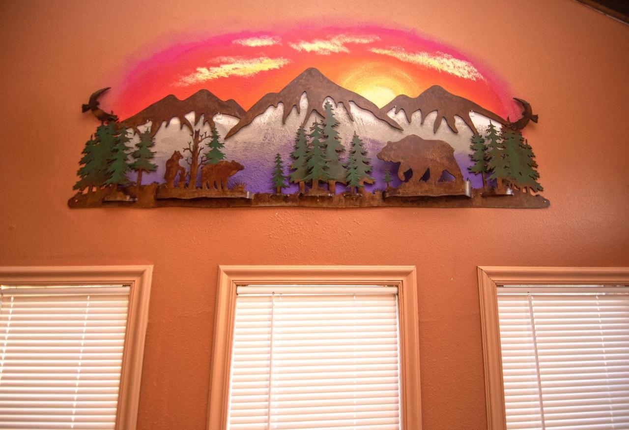 Huge Ruidoso Retreat With Game Room, Pool, 2 Balconies, 2 Kitchens - Sleeps 17! Esterno foto