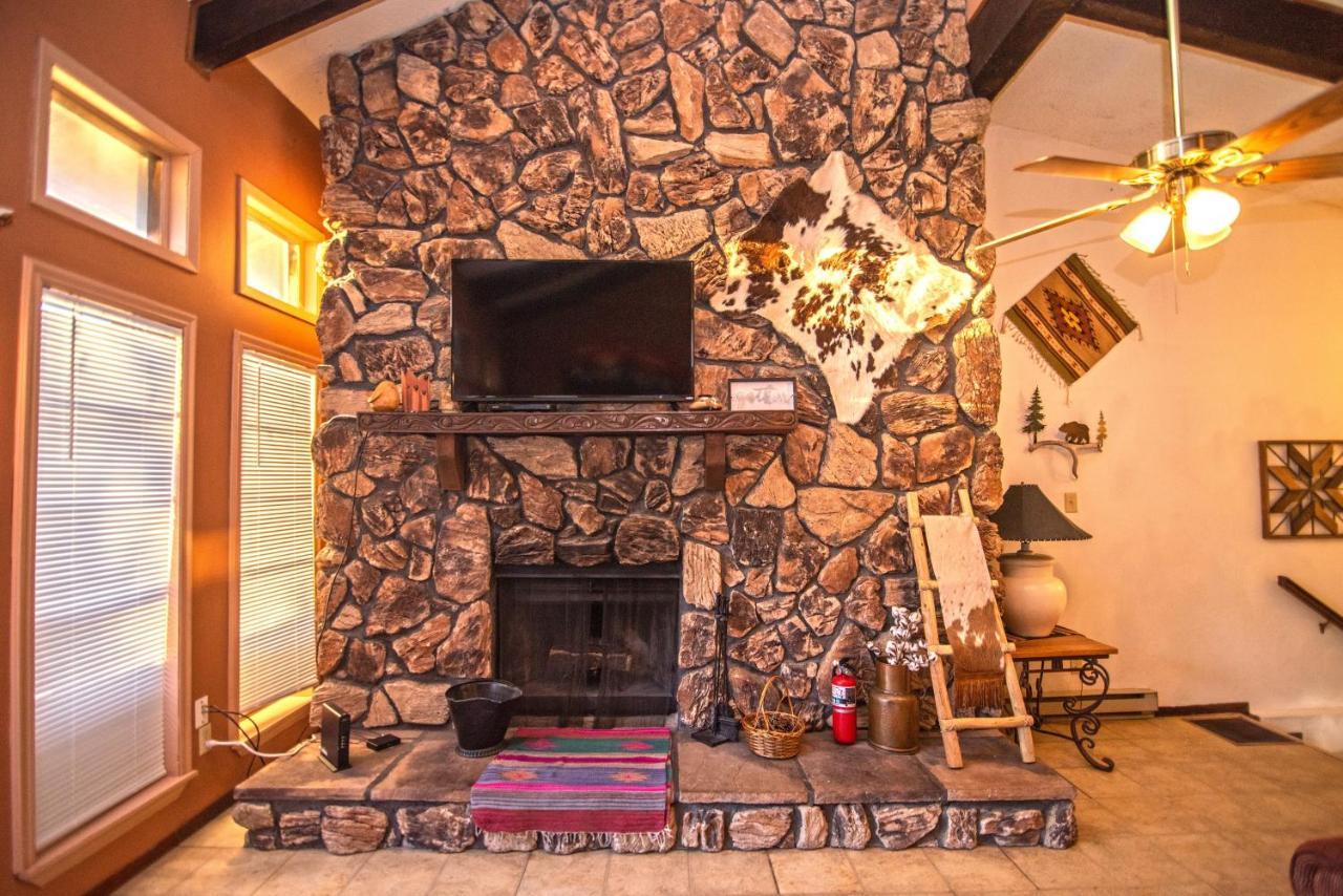 Huge Ruidoso Retreat With Game Room, Pool, 2 Balconies, 2 Kitchens - Sleeps 17! Esterno foto